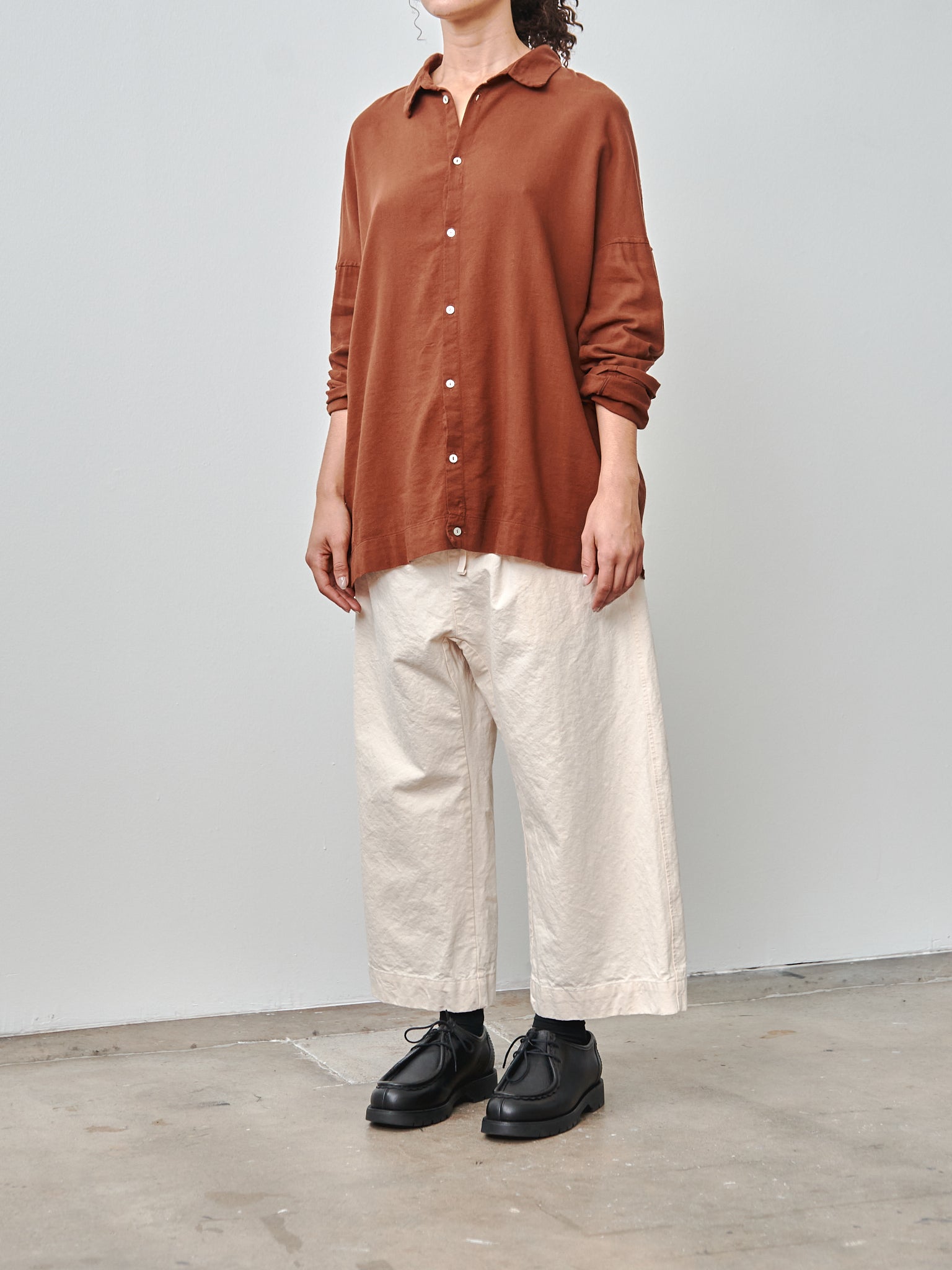 Namu Shop - Album di Famiglia Unisex Collar Shirt TVC - Rust