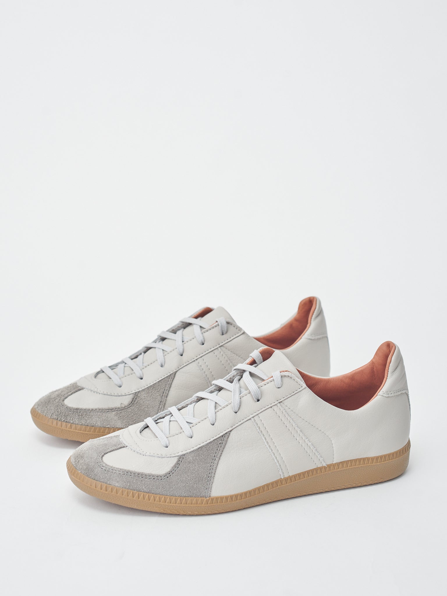 Namu Shop - Reproduction of Found 1700L German Military Trainer - Light Gray