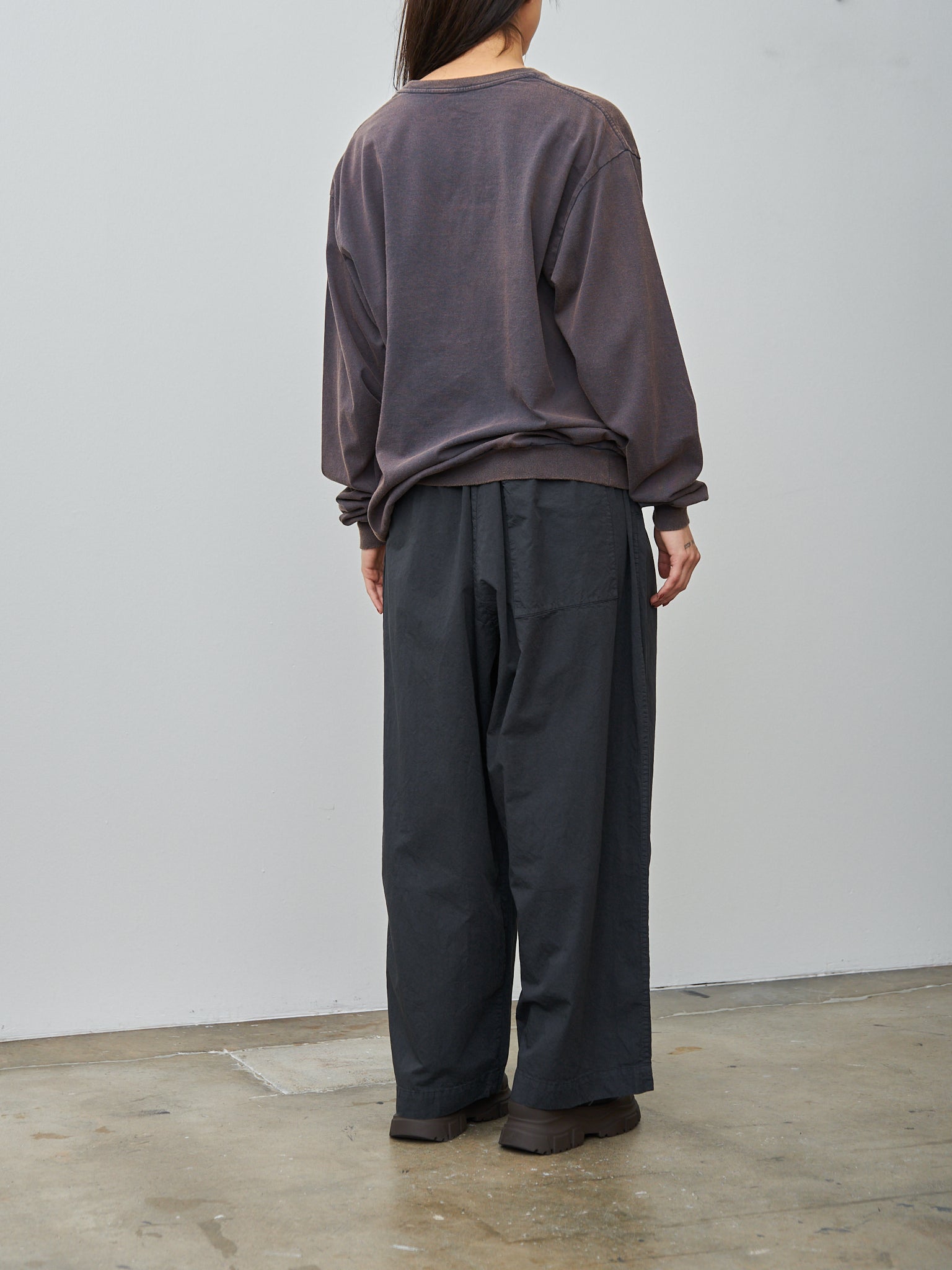 Namu Shop - Veritecoeur Unisex Easy Tuck Pants - Sumikuro (Charcoal)