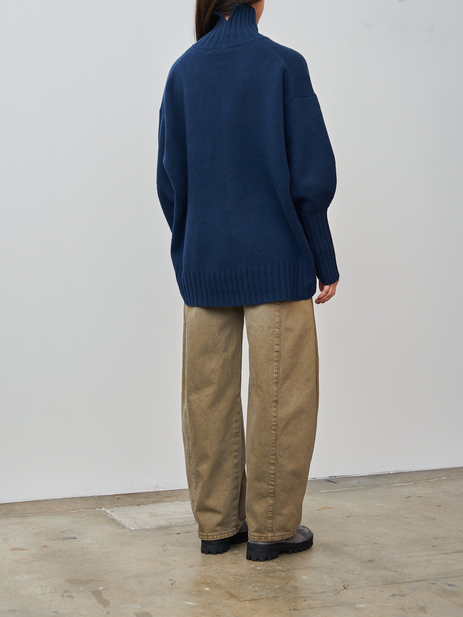 Namu Shop - Sayaka Davis Highcollar Sweater - Indigo