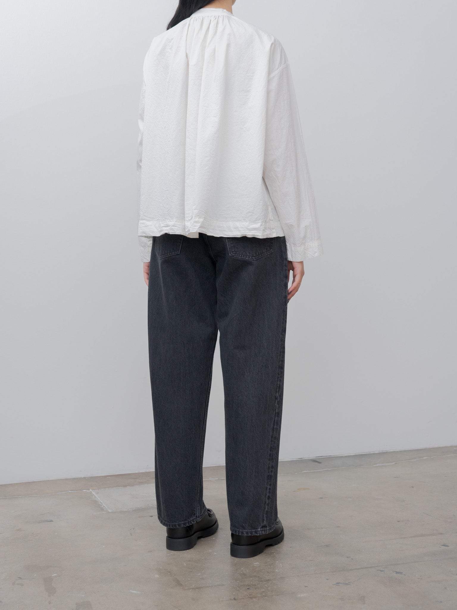 Shrink Gathered Shirt - White