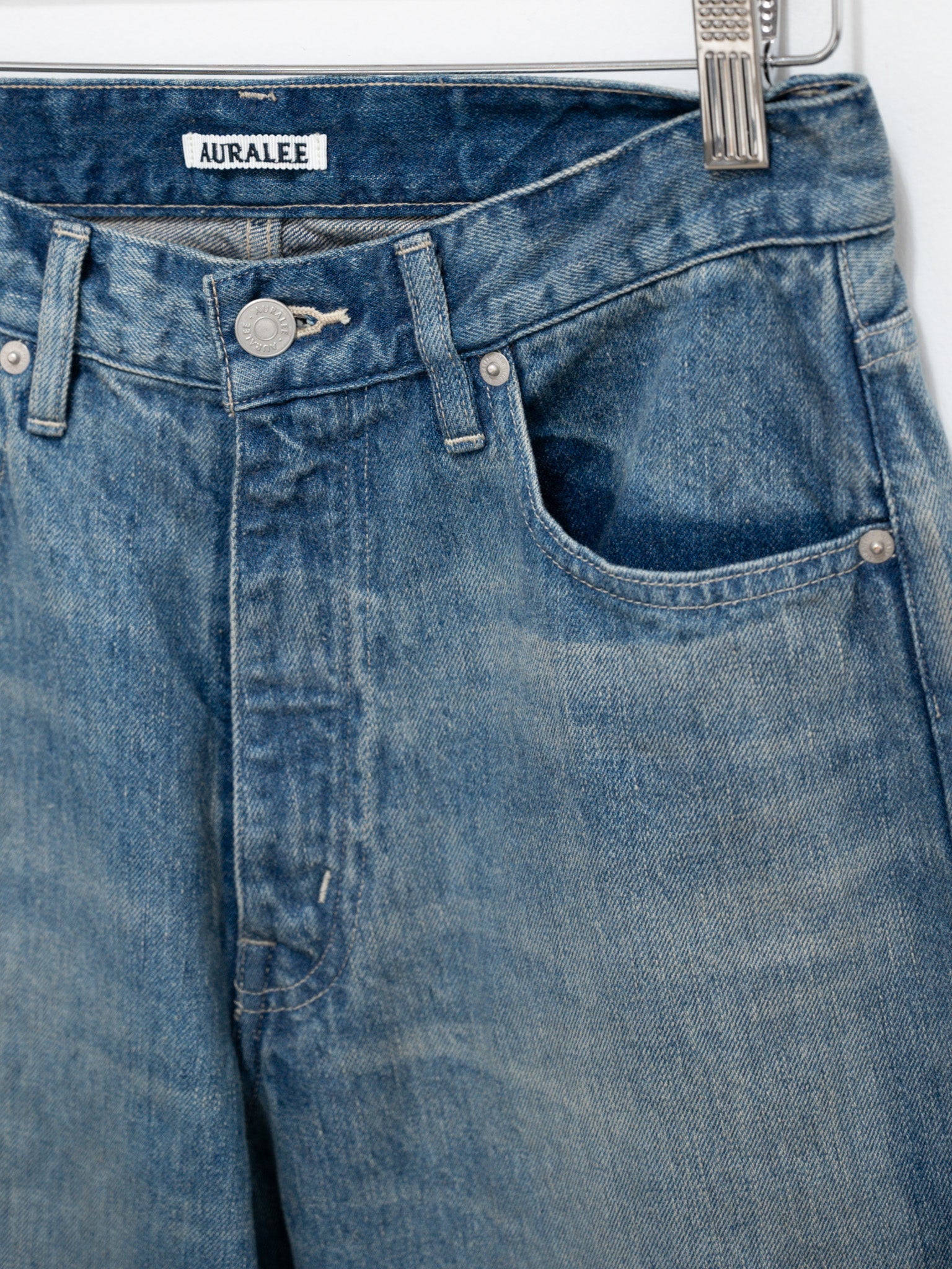 Ronnie Light Wash Denim Straight Leg Jeans – Beginning Boutique US
