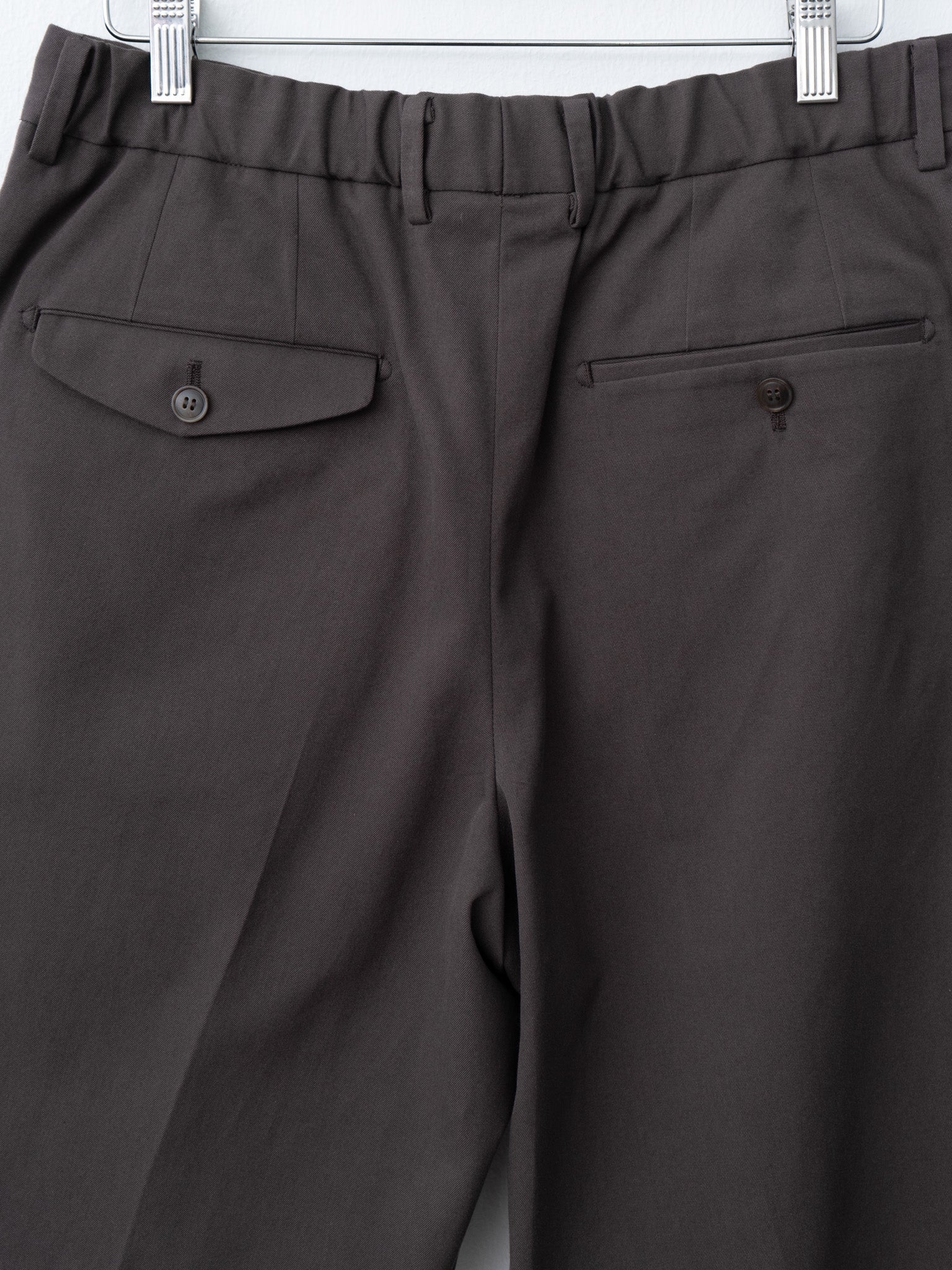 Double Pleated Shorts - Brown